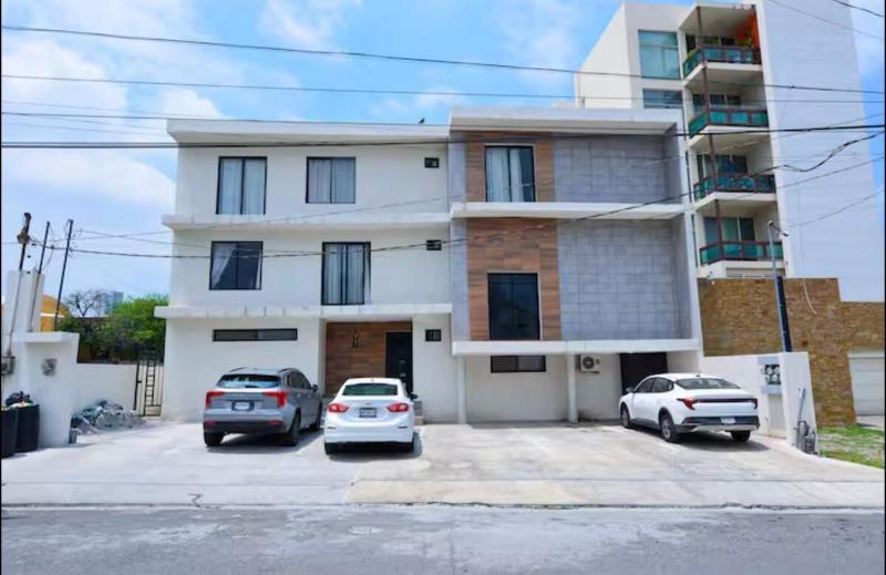Apartamento Moderno con Balcón y Alberca - image 3