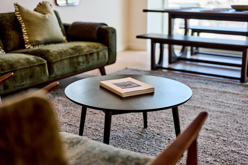 Central Te Aro 2BR with Balcony & City Views - image 22