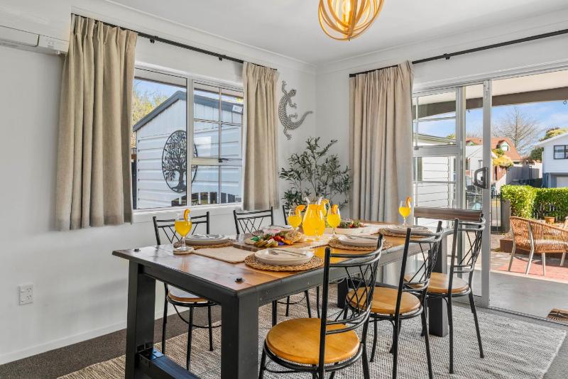 Cosy Corner on Macdonell - Taupo - image 13