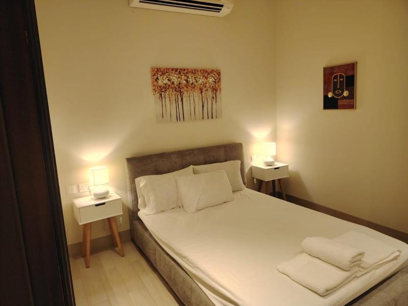 Hawana Luxury Escape Pool Marina and Beach - image 14