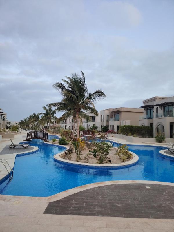 Hawana Luxury Escape Pool Marina and Beach - image 11