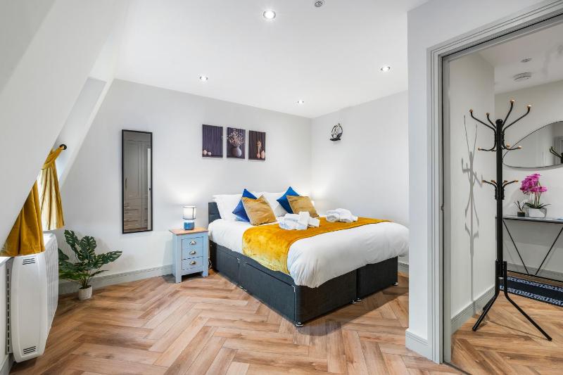 Contractor Stay 1 bed The Lanes Brighton - image 10