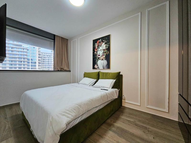 Royal Gardens cosy corner apartment - image 8