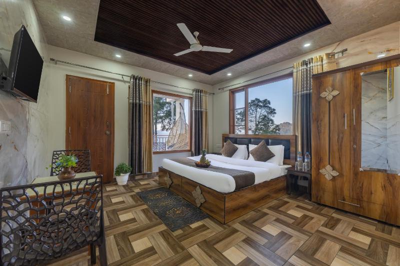 The Couples Paradise Balcony Kasauli Hills - image 9