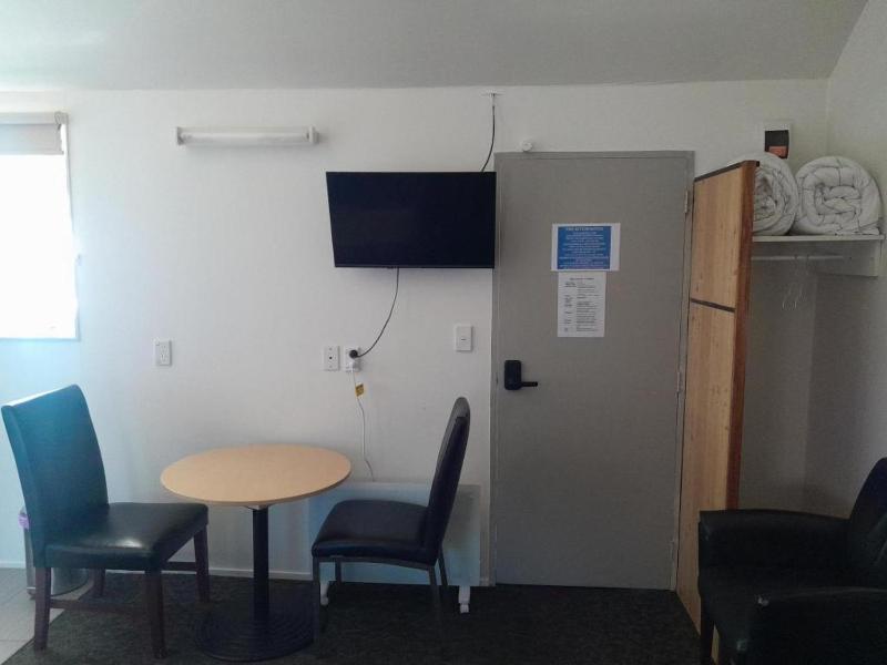 747 Motel - image 20