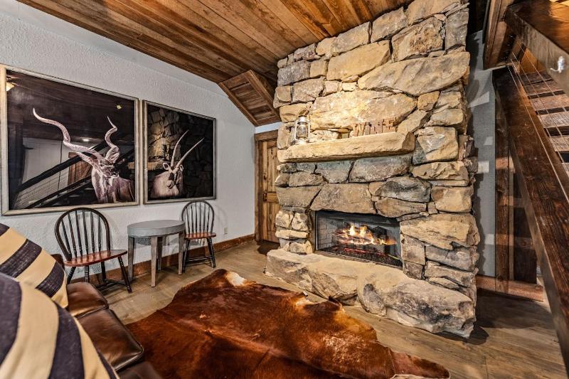 Four Seasons Mountain Escape - image 36