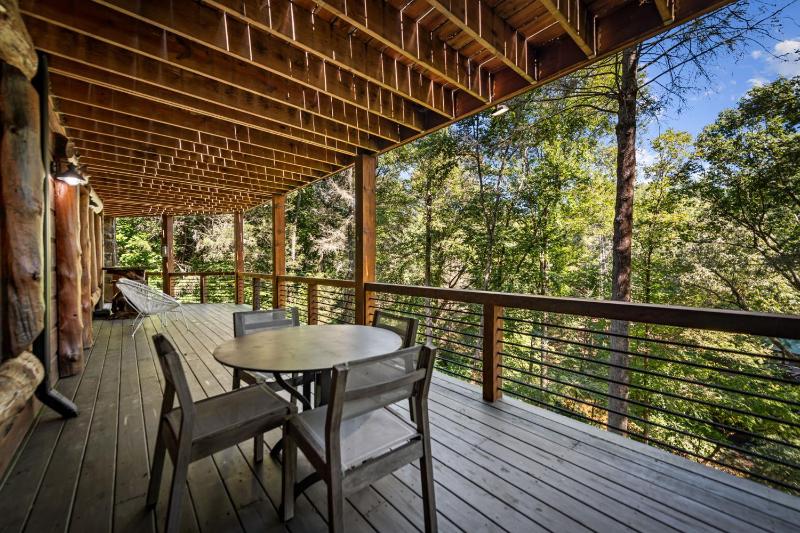 Four Seasons Mountain Escape - image 27