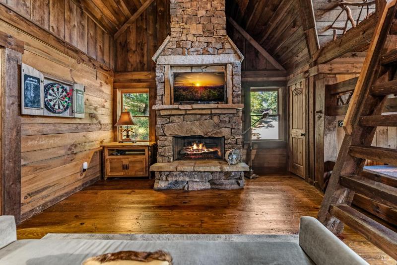 Four Seasons Mountain Escape - image 37