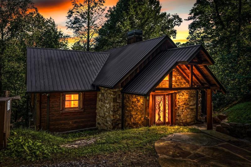 Four Seasons Mountain Escape - image 39
