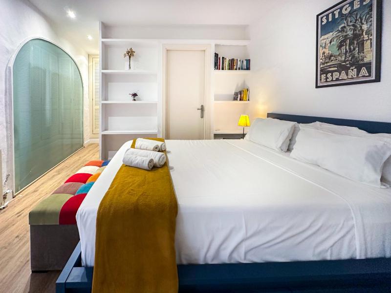 Charming House by Hello Homes Sitges - image 10