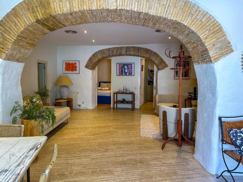 Charming House by Hello Homes Sitges - image 7