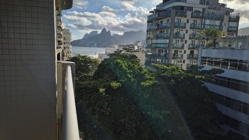 Ipanema close to the beaches with sea view - image 3