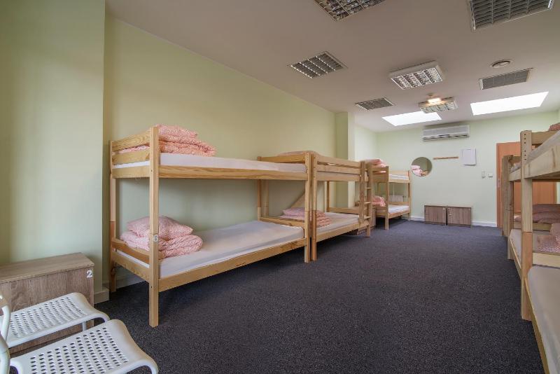 Single Bed in Mixed Dormitory Room image 4