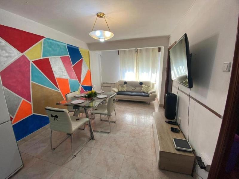 APT Familiar Vigo 6 pax - image 5
