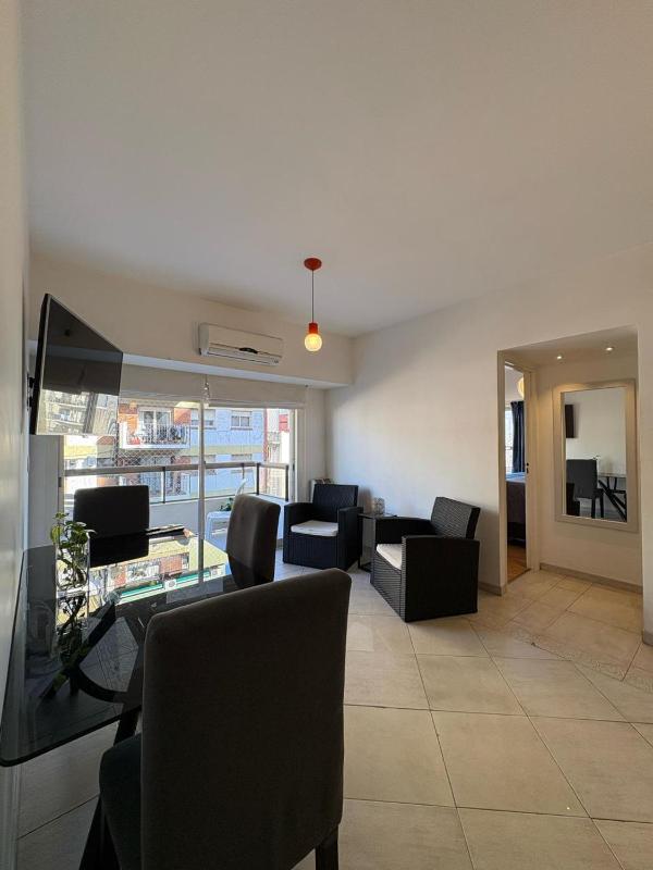 Apartamento Bulnes y Calle Corrientes - image 1