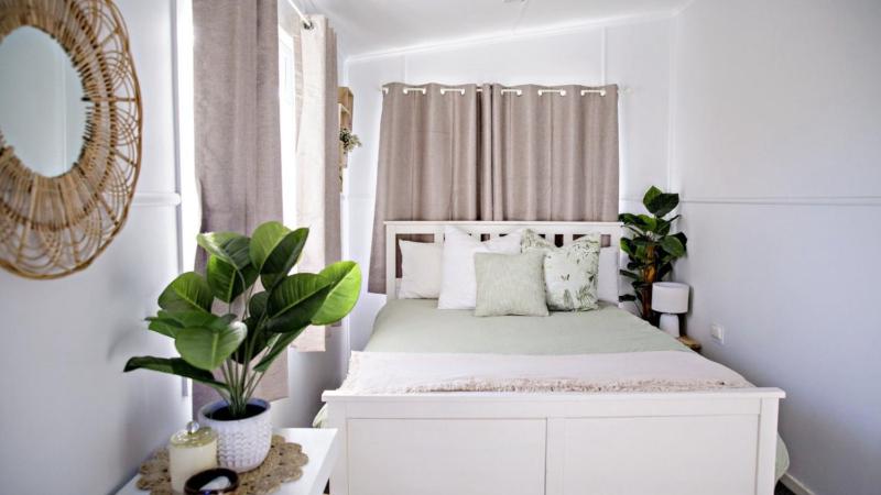 Blue Beach House - image 9