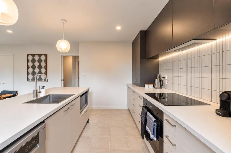 Modern 3BR Richmond Retreat with Garage Parking - image 6