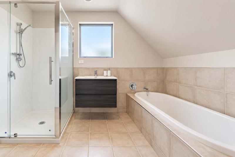 Modern 3BR Richmond Retreat with Garage Parking - image 11