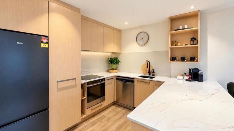 Lakeview on Goldrush - image 16