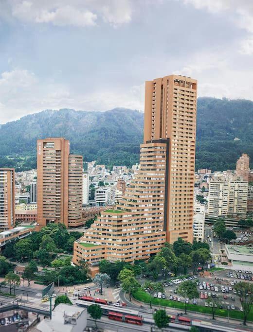 Amoblado Bogotá Wifi Agua Caliente - image 9