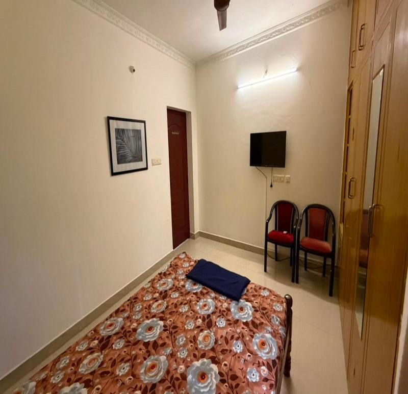Shanthi Villa - image 21