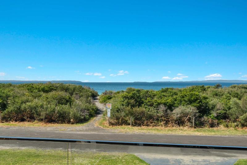 Callala Beach Walk - image 8