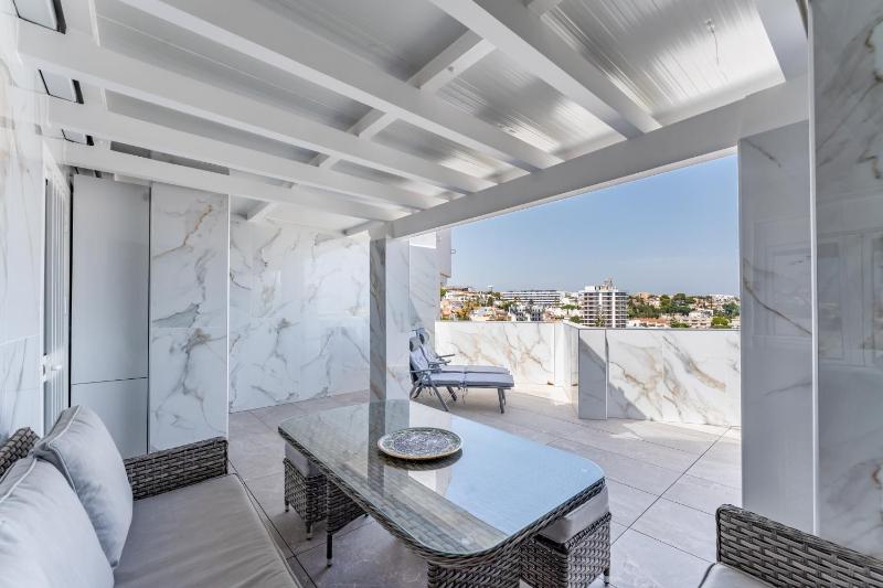 VT Montemar 3BR Duplex with Views - image 6