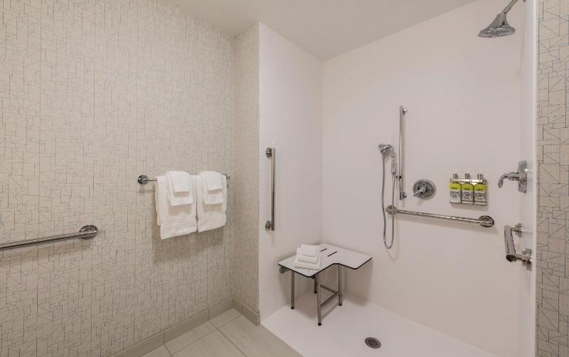 Holiday Inn Express And Suites Phoenix North - Happy Valley By IHG - image 44