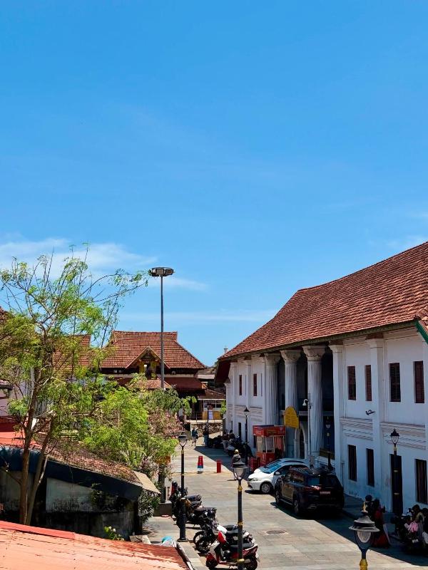 Kubera Heritage Inn  Near Sreepadmanabhaswamy temple - image 27