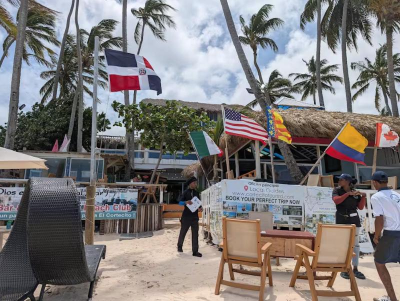 SOL CARIBE DREAMS at LOS CORALES BEACH - image 16