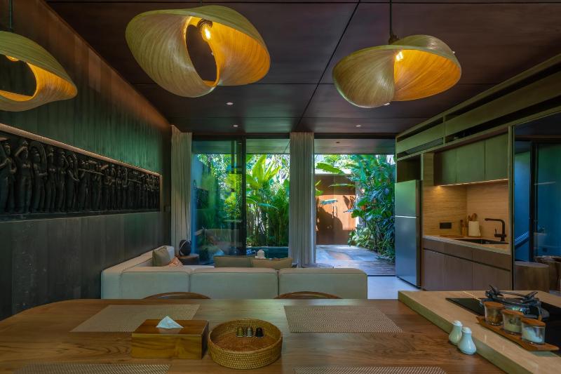 Raw Tropical Villas - Walk to Beach - image 28