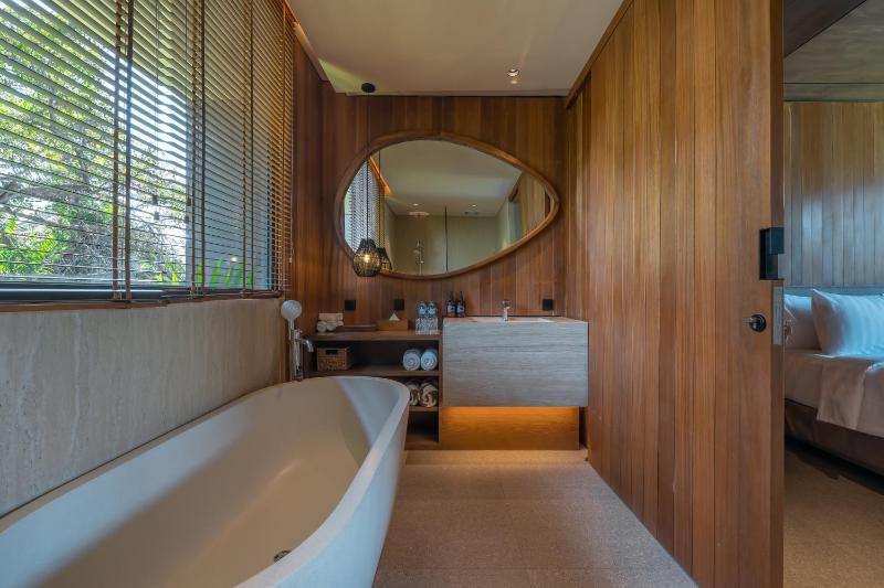 Raw Tropical Villas - Walk to Beach - image 33