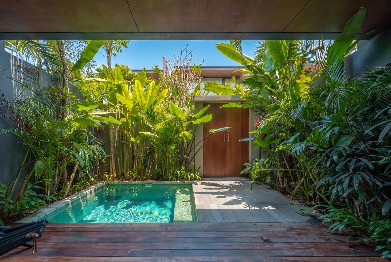 Raw Tropical Villas - Walk to Beach - image 41