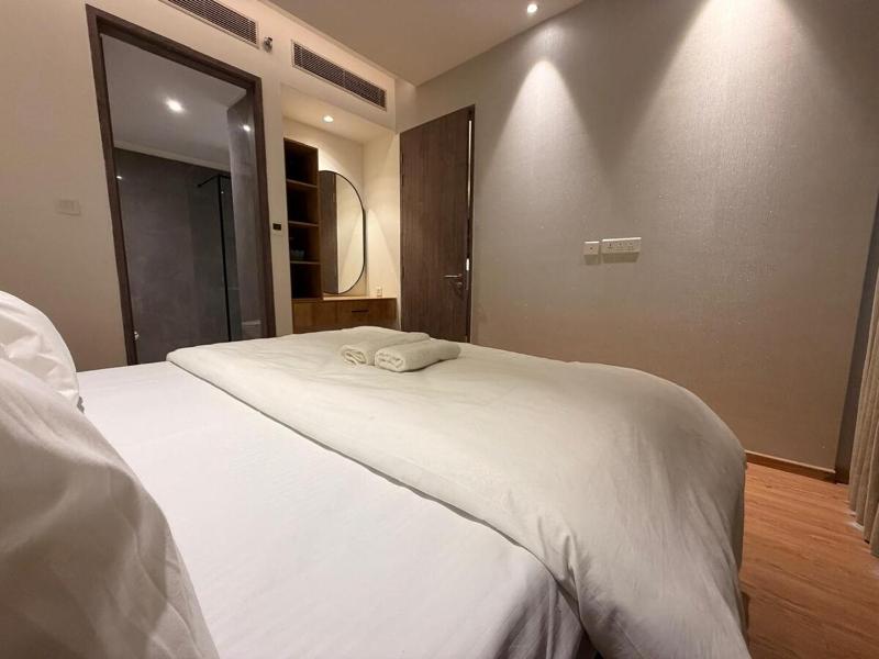 12A02 Magestic Royal 2BHK at MyDen 3 Private Balconies Beautiful City Views Bright Airy & Sunlit 2 Ensuite Bedrooms Premium Furnishings Infinity Terrace Pool Urbana Market Cafés & Dining Just Downstairs - image 13