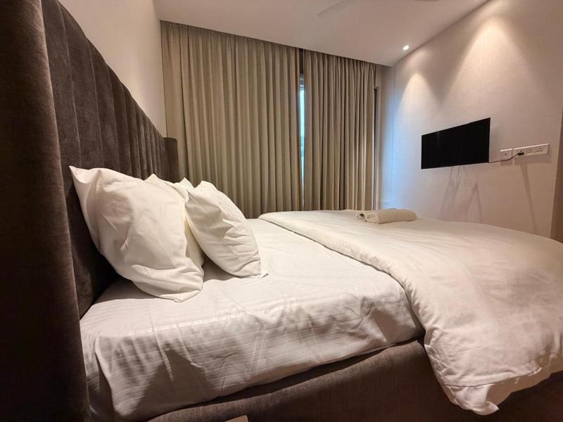 12A02 Magestic Royal 2BHK at MyDen 3 Private Balconies Beautiful City Views Bright Airy & Sunlit 2 Ensuite Bedrooms Premium Furnishings Infinity Terrace Pool Urbana Market Cafés & Dining Just Downstairs - image 29