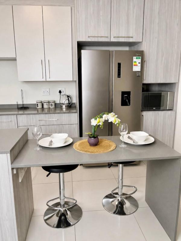 Luxury 1BR Suite at 92 on New - image 15