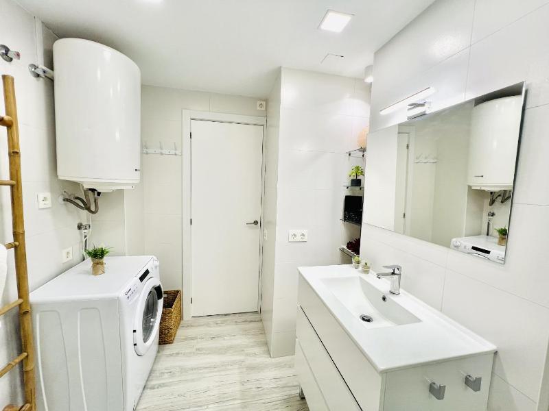 WELCS APARTAMENTO 455 PDA con piscina y vistas - image 18