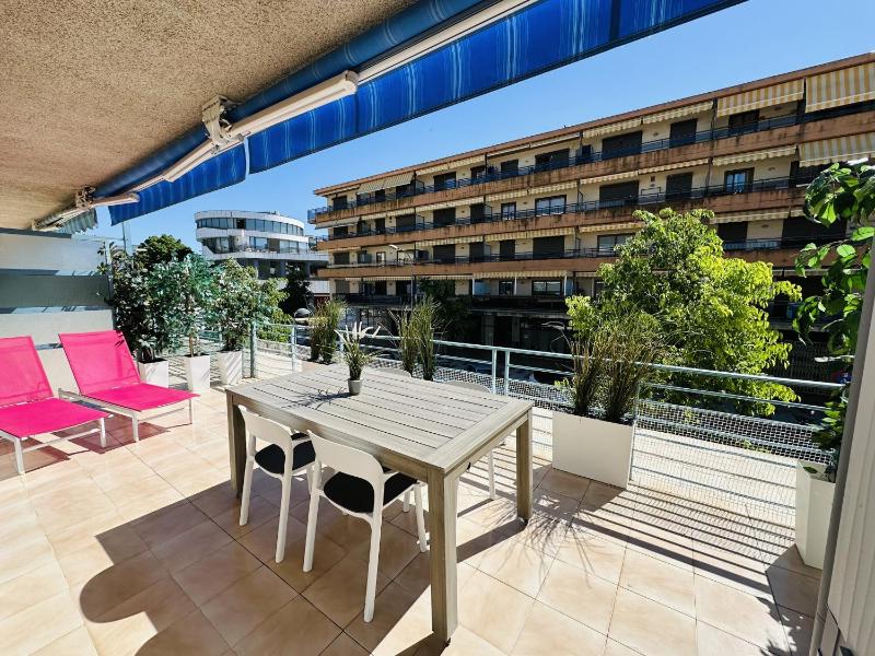WELCS APARTAMENTO 455 PDA con piscina y vistas - image 16