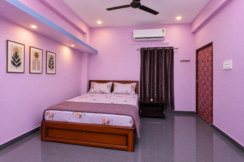 Elegant 2BHK Retreat with Kitchen & Private Parking in Tirupati - image 5