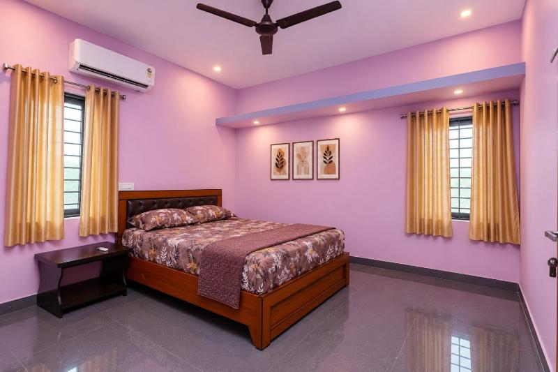 Elegant 2BHK Retreat with Kitchen & Private Parking in Tirupati - image 7