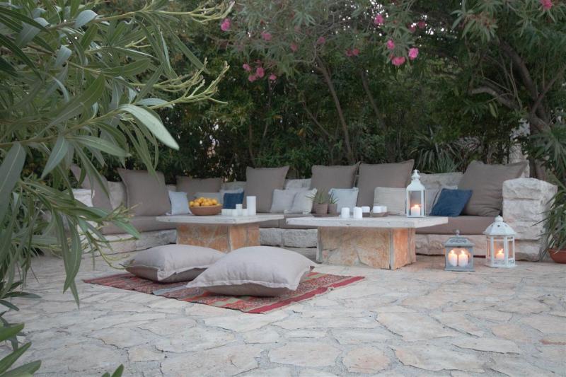 Stunning Bol Villa 4 Bedrooms Villa Zlatni Rat Stunning Location - image 4