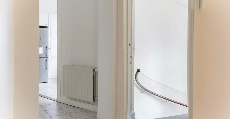 Scandinavian Apartment in Central Stockholm - image 12