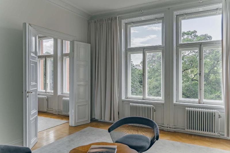 Scandinavian Apartment in Central Stockholm - image 1
