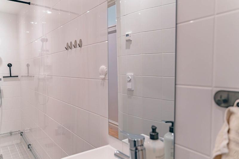 Scandinavian Apartment in Central Stockholm - image 15