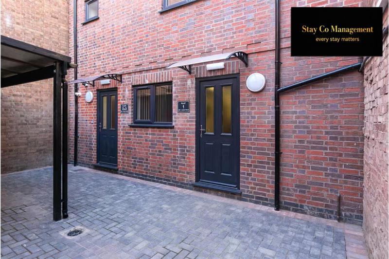 Serviced apartments Opposite Leicester Railway Station - By StayCo - image 48