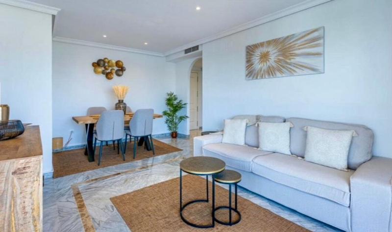 Superb Lorcrimar apartment Puerto Banus Marbella - image 3