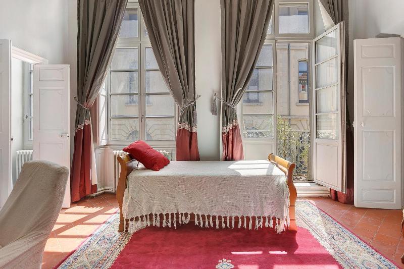 La Suite Barbes - image 24