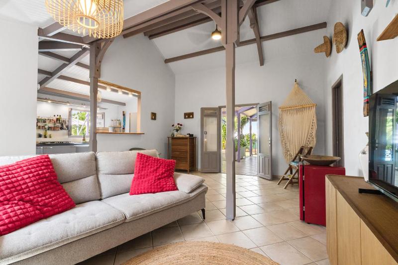 Villa Atoumo lounge - image 15