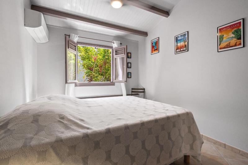 Villa Atoumo lounge - image 16