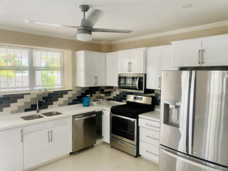 Caprice Multi-Unit Beach Retreat - image 15